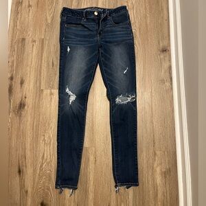 American Eagle Super Stretch distressed jeggings 10L 10 long